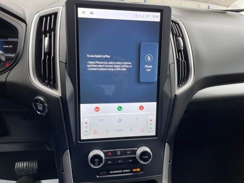 Used 2023 Ford Edge SEL w/ Convenience Package image 18