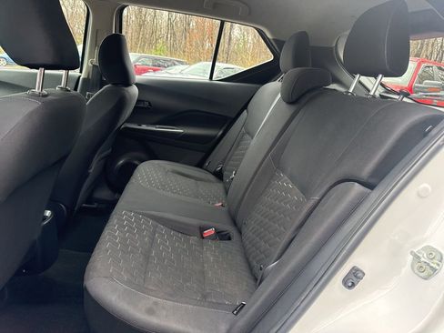 Used 2022 Nissan Kicks S image 31