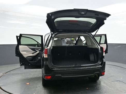 Used 2019 Subaru Forester Premium image 46