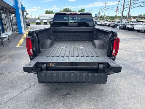 Used 2023 GMC Sierra 3500 Denali w/ Denali Black Diamond Edition AWD/4WD image 7
