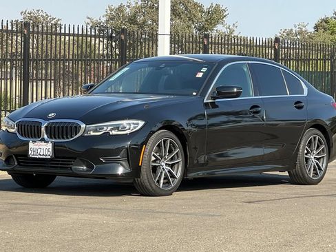Used 2020 BMW 330i Sedan w/ Convenience Package RWD image 10