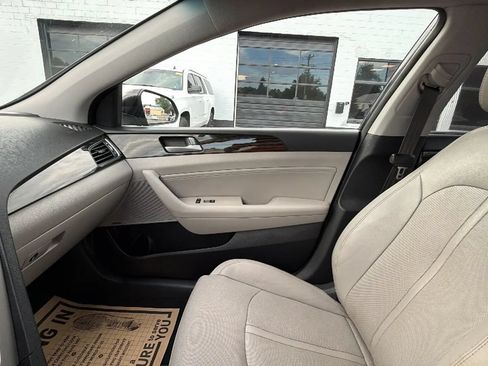 Used 2017 Hyundai Sonata Limited w/ Tech Package 03 FWD image 34