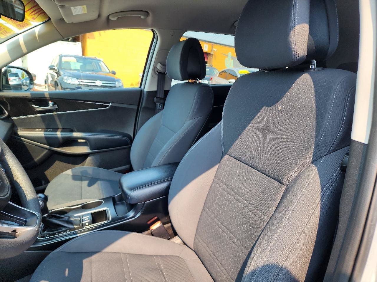 Used 2017 Kia Sorento AWD image 15
