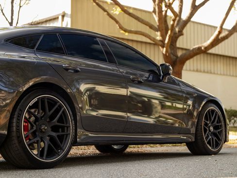 Used 2019 Mercedes-Benz AMG GT 63 w/ Driver Assistance Package image 15