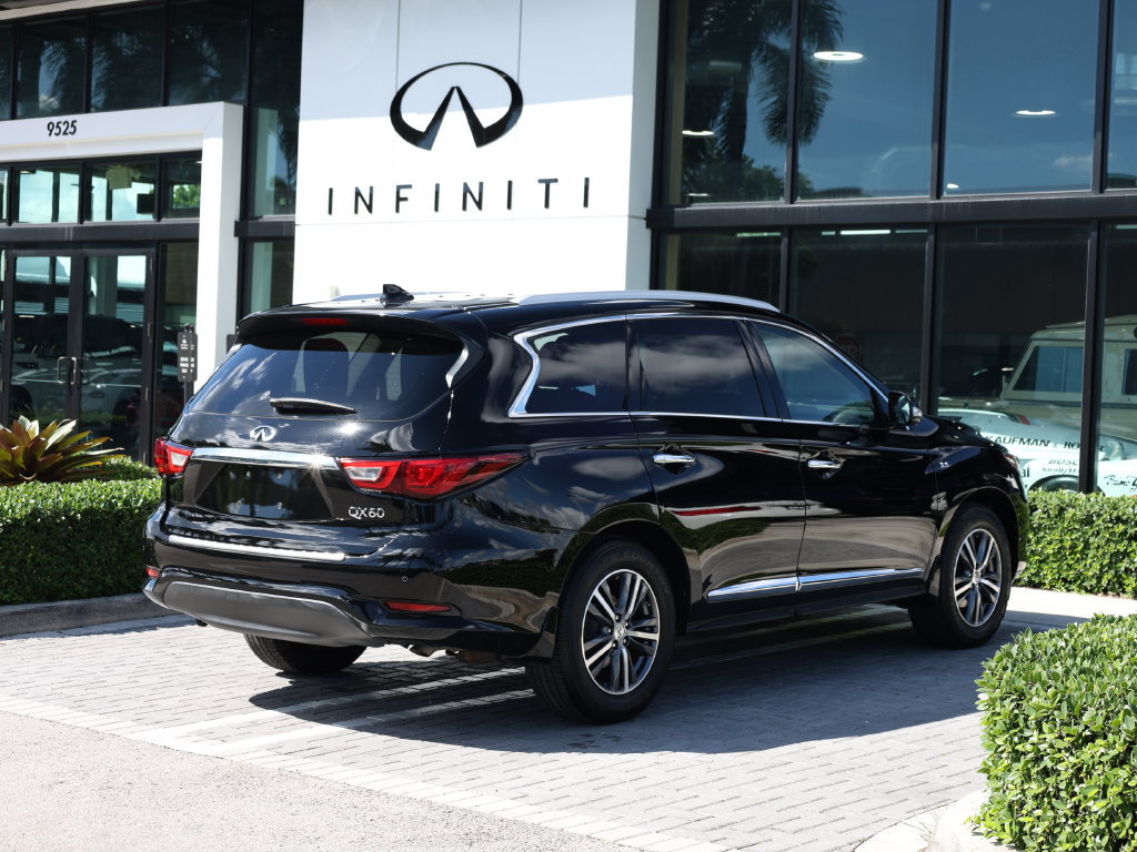 Used 2016 INFINITI QX60 FWD w/ Premium Plus Package image 4