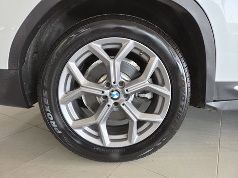 Used 2021 BMW X4 xDrive30i AWD/4WD image 10