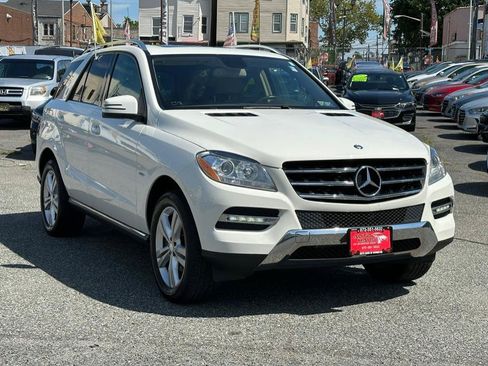 Used 2012 Mercedes-Benz ML 350 4MATIC image 3