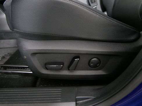 Used 2023 Nissan Rogue SL AWD/4WD image 17