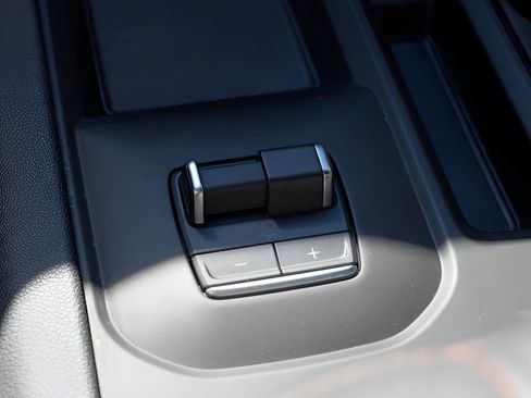 New 2025 GMC Sierra 2500 AT4 w/ AT4 Premium Plus Package image 16