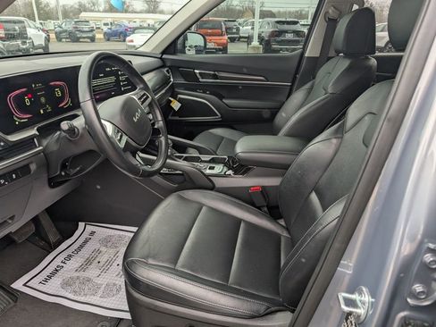 Used 2023 Kia Telluride S w/ S Sunroof Package image 13