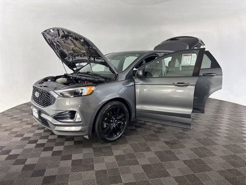 Used 2022 Ford Edge ST-Line w/ Class II Trailer Tow Package image 12