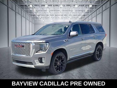 Used 2022 GMC Yukon Denali AWD/4WD image 1