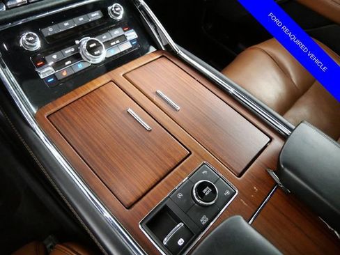 Used 2019 Lincoln Navigator L Reserve AWD/4WD image 21