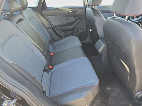 Used 2025 Volkswagen Jetta GLI Autobahn image 13