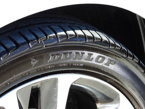 Used 2017 Toyota Corolla SE image 11