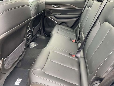 New 2026 Jeep Grand Cherokee Limited w/ Limited Altitude Package RWD image 10