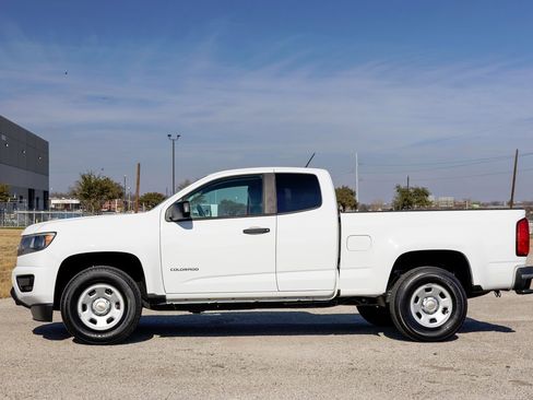 Used 2018 Chevrolet Colorado W/T image 4