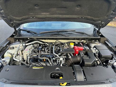 Used 2025 Nissan Sentra SV image 29