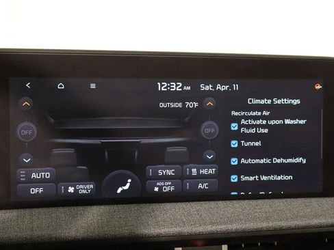 Used 2022 Kia EV6 Wind image 38