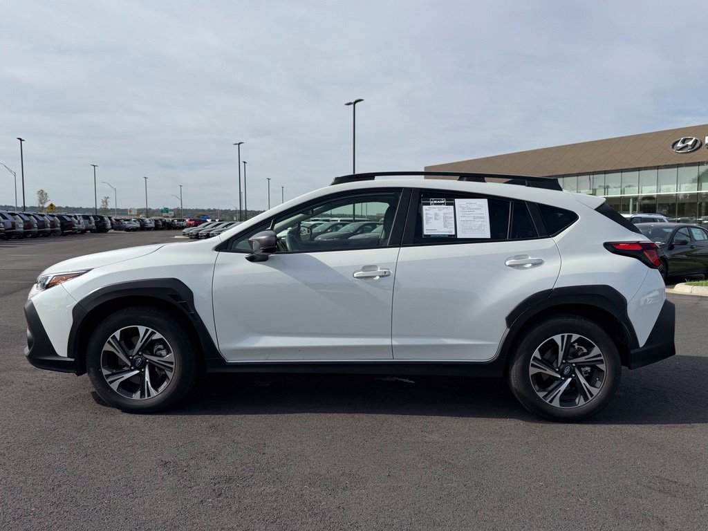 Used 2025 Subaru Crosstrek 2.5i Premium AWD/4WD image 9