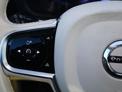 Used 2023 Volvo XC60 T8 Core image 14