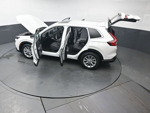 Used 2024 Honda CR-V EX-L image 46
