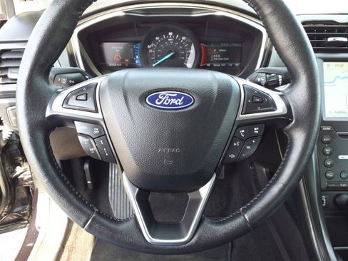 Used 2019 Ford Fusion Energi Titanium image 12