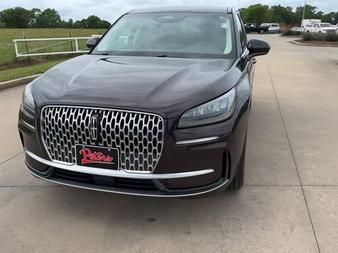 Used 2023 Lincoln Corsair FWD image 4