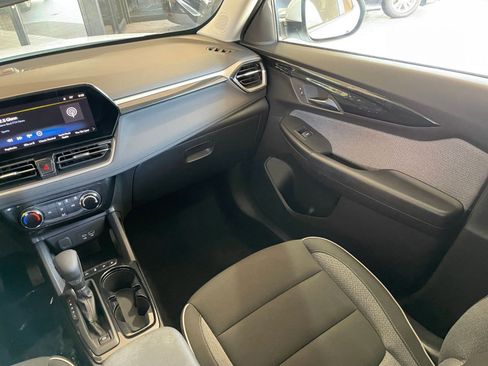 Used 2025 Chevrolet TrailBlazer LT FWD image 60