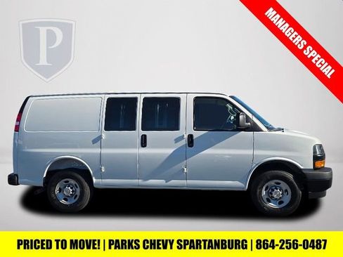 New 2025 Chevrolet Express 2500 w/ Driver Convenience Package image 5