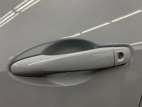 New 2025 Nissan Versa SV image 12