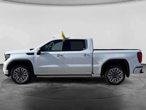 Used 2025 GMC Sierra 1500 Denali Ultimate AWD/4WD image 6