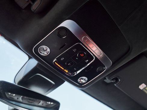 Used 2023 Bentley Continental GT Azure AWD/4WD image 71