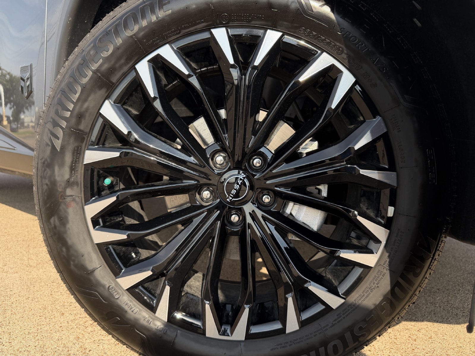 Used 2026 Nissan Rogue Dark Armor FWD image 10