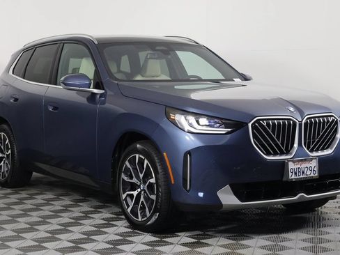 Used 2026 BMW X3 xDrive30i w/ Convenience Package AWD/4WD image 3