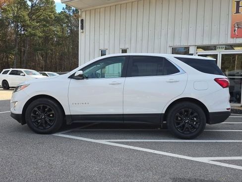 Used 2019 Chevrolet Equinox LT image 3