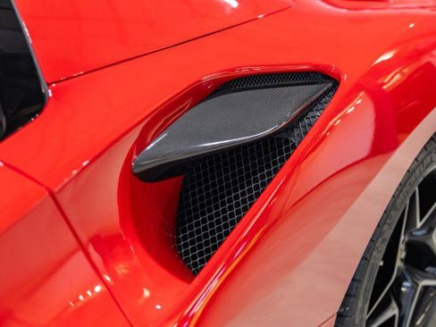 Used 2021 Ferrari F8 Tributo - PASSENGER DISPLAY - FRONT LI image 46