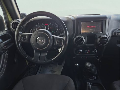 Used 2014 Jeep Wrangler Sport AWD/4WD image 13
