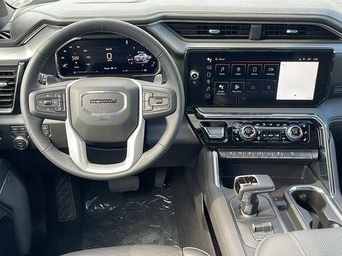 New 2026 GMC Sierra 1500 Denali AWD/4WD image 17