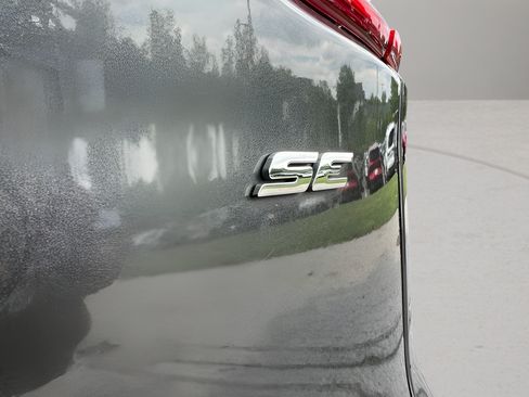 Used 2015 Ford Escape SE FWD image 13