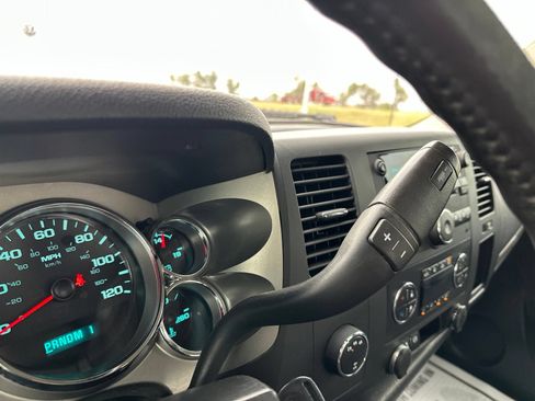Used 2012 Chevrolet Silverado 2500 LT w/ Interior Plus Package AWD/4WD image 49