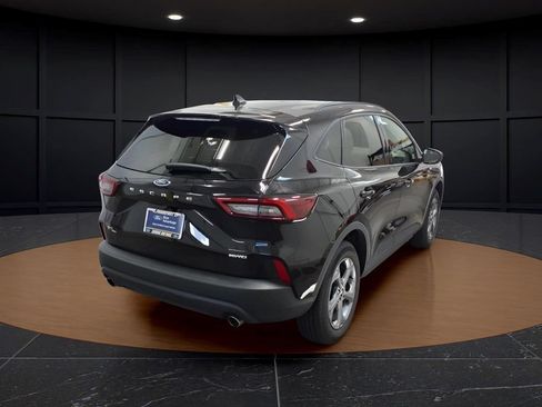 Certified 2026 Ford Escape ST-Line AWD/4WD image 6