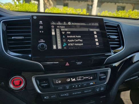 Used 2019 Honda Pilot Touring image 24