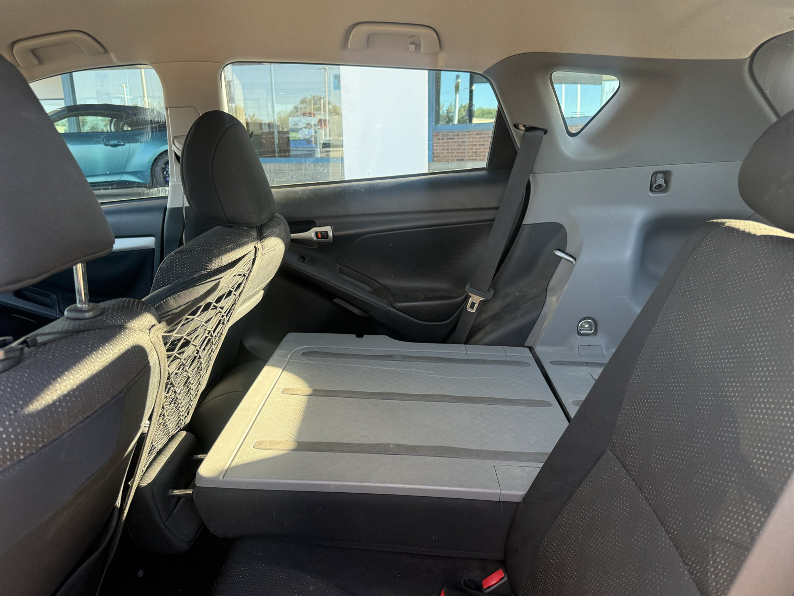 Used 2009 Pontiac Vibe AWD w/ Preferred Package image 11