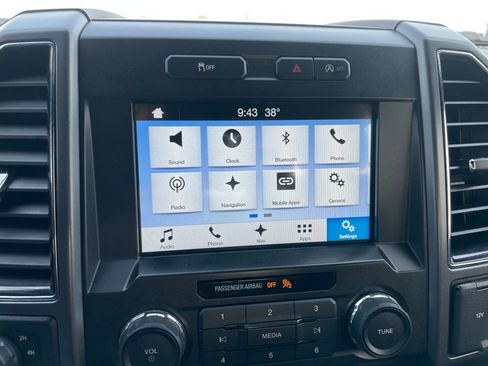 Used 2018 Ford F150 XLT w/ Equipment Group 302A Luxury image 18