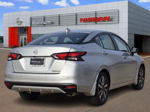 New 2025 Nissan Versa SV image 5