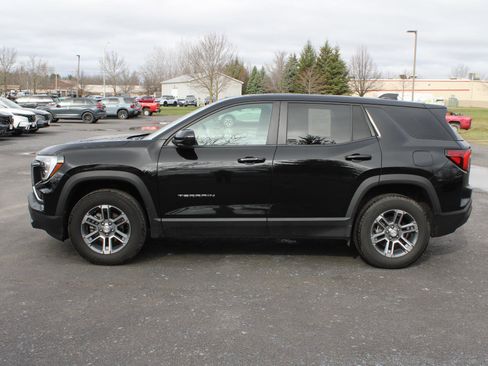 Used 2026 GMC Terrain Elevation image 5
