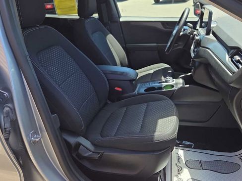 Used 2023 Ford Escape Active AWD/4WD image 9