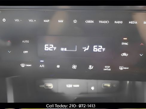 Used 2024 Hyundai Santa Cruz Night image 19