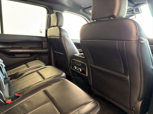 Used 2020 Ford Expedition XLT w/ Equipment Group 202A image 33